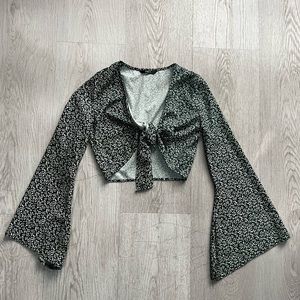 Long Bell bottom Green blouse
